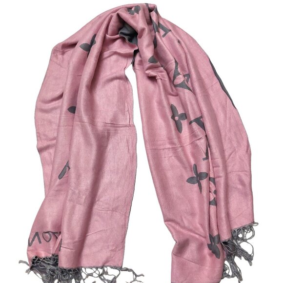 LOUIS VUITTON LV Reykjavik Monogram Light Pink & Grey Reversible Shawl Wrap Scar